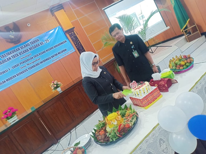 HUT5